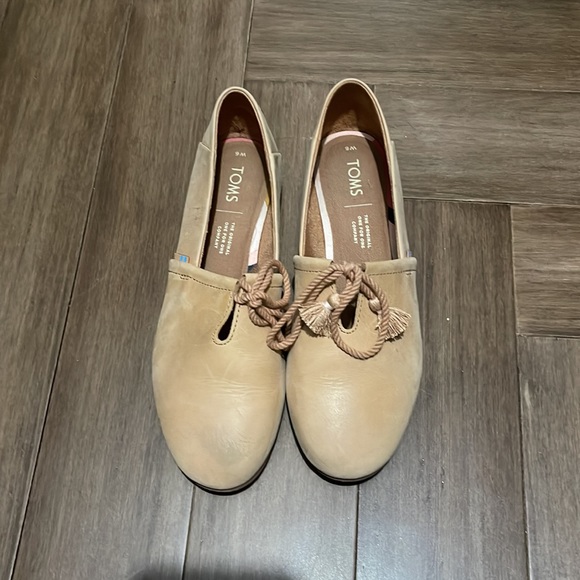 🌸Toms Kelli Slip Ons - Picture 3 of 5